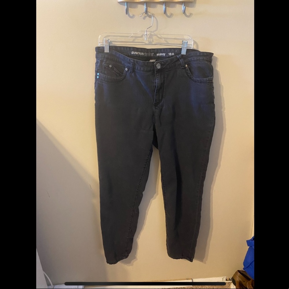 Black Skinny Jeans